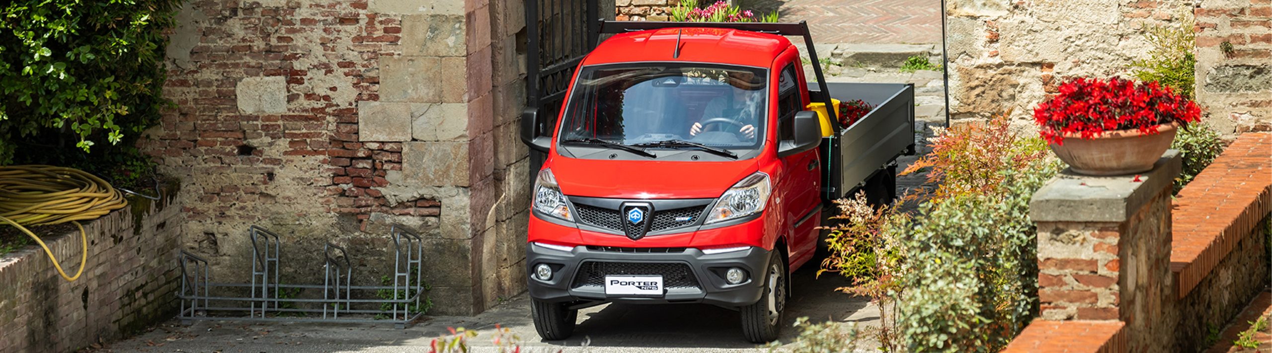 SCEGLI PORTER NP6: da oggi copertura complessiva fino a 4 anni o 100.000 km, con un investimento di soli 99€!